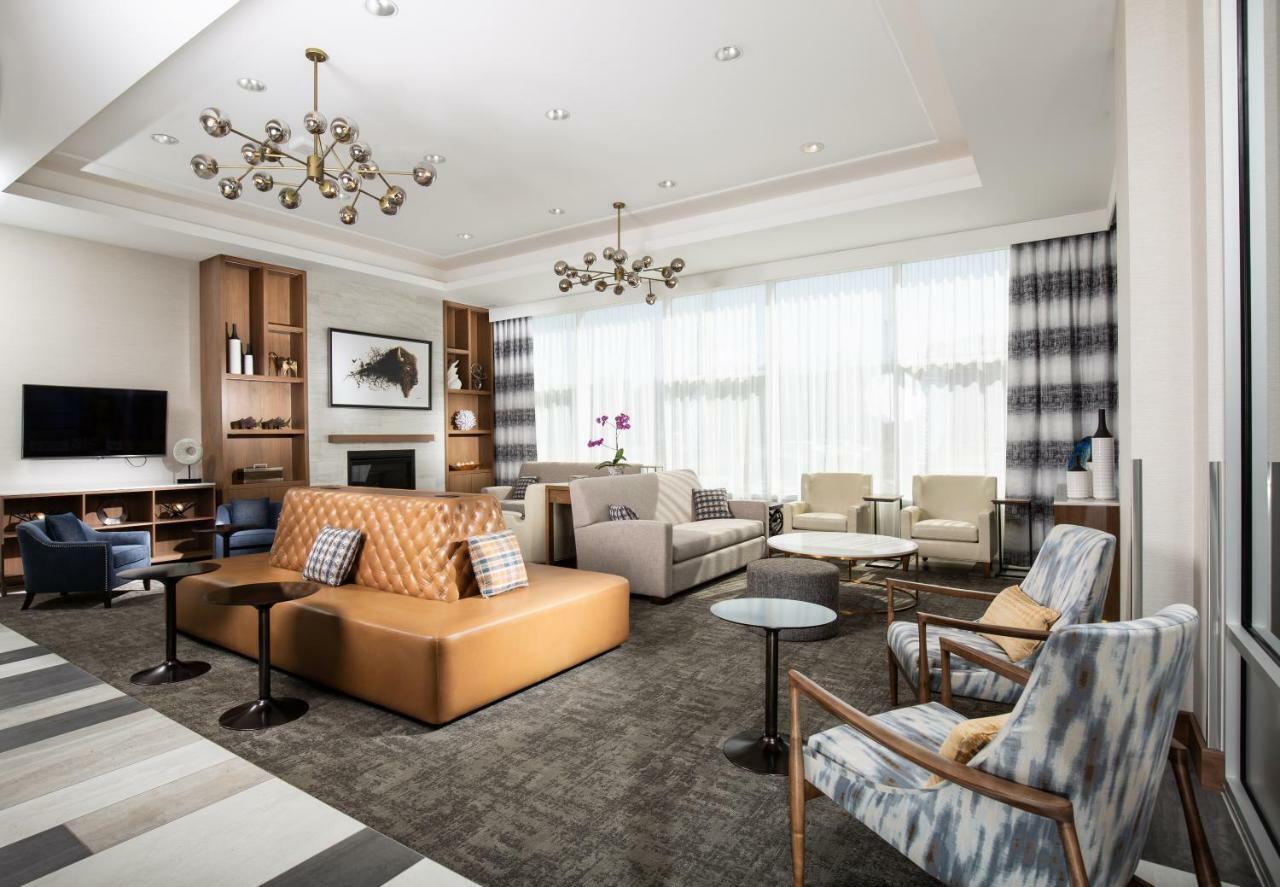 Pomeroy Hotel Fort Mcmurray Dış mekan fotoğraf
