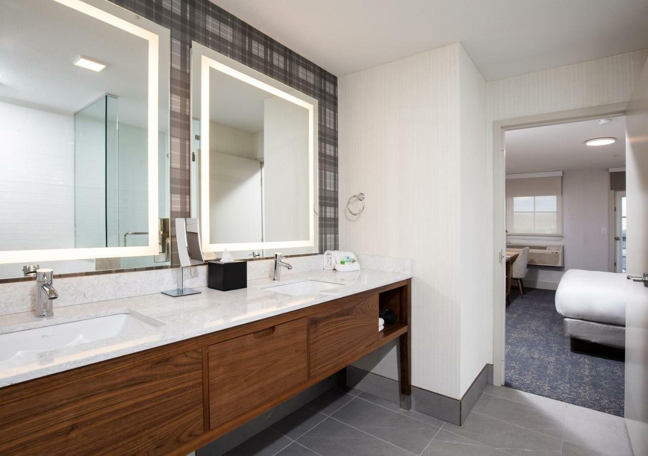 Pomeroy Hotel Fort Mcmurray Dış mekan fotoğraf