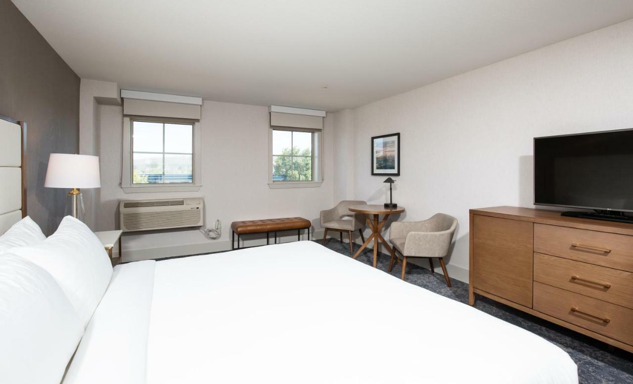 Pomeroy Hotel Fort Mcmurray Dış mekan fotoğraf