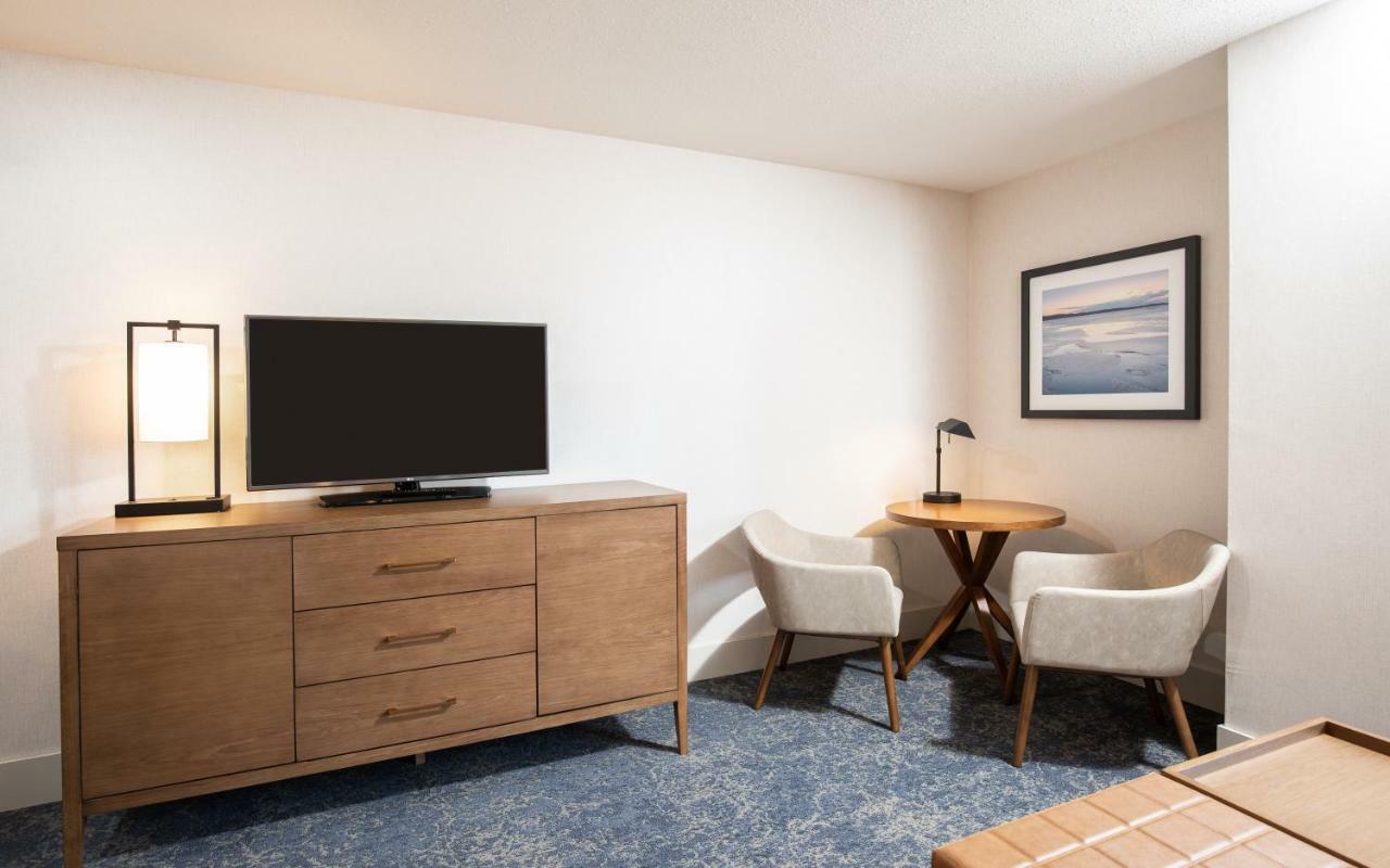 Pomeroy Hotel Fort Mcmurray Dış mekan fotoğraf